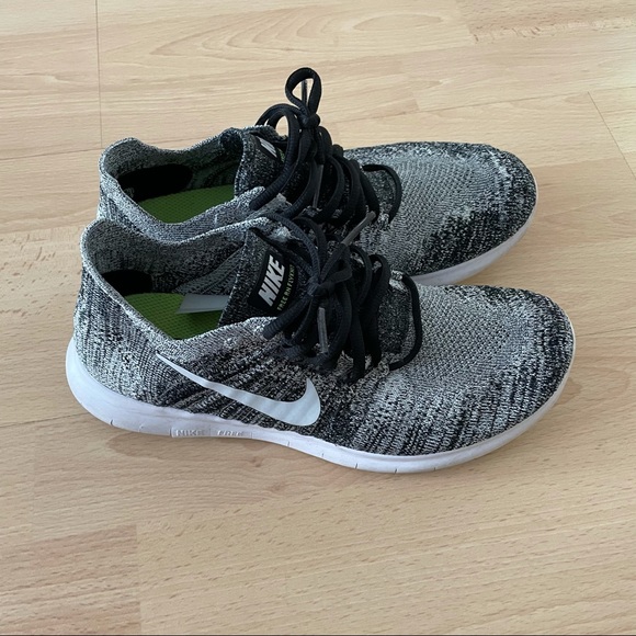 Nike Shoes - Nike Free RN Flyknit